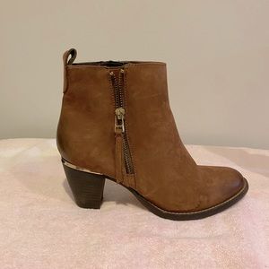 Steve Madden brown leather booties